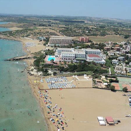 Hotel Club Helios Noto Exterior photo