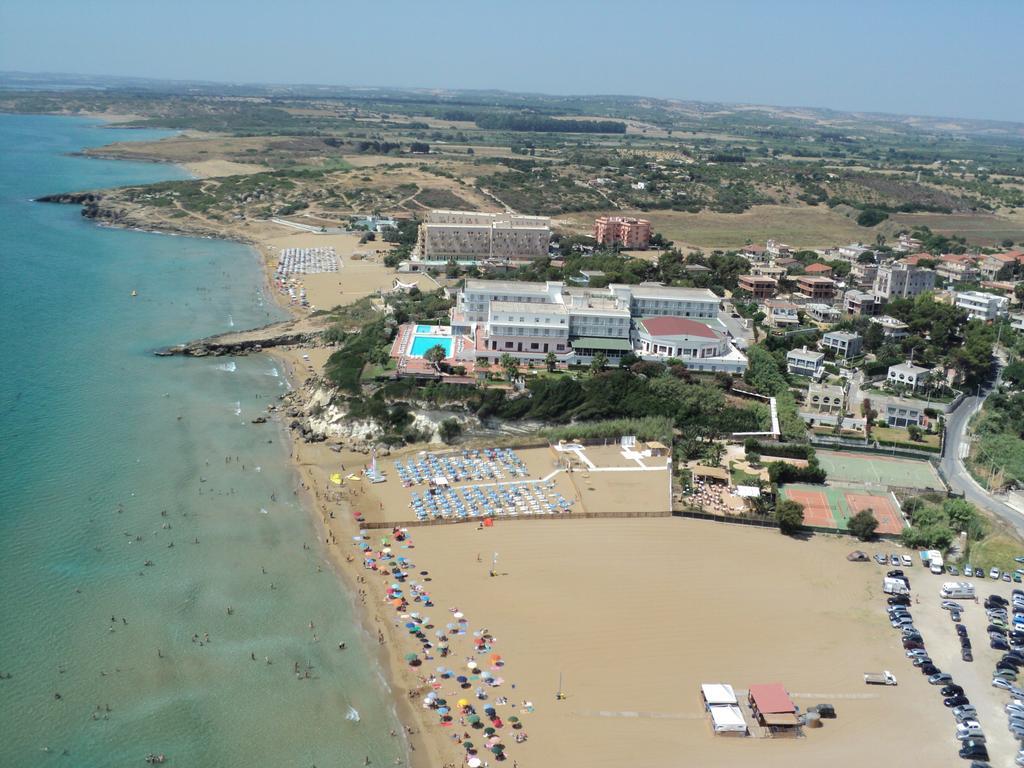 Hotel Club Helios Noto Exterior photo